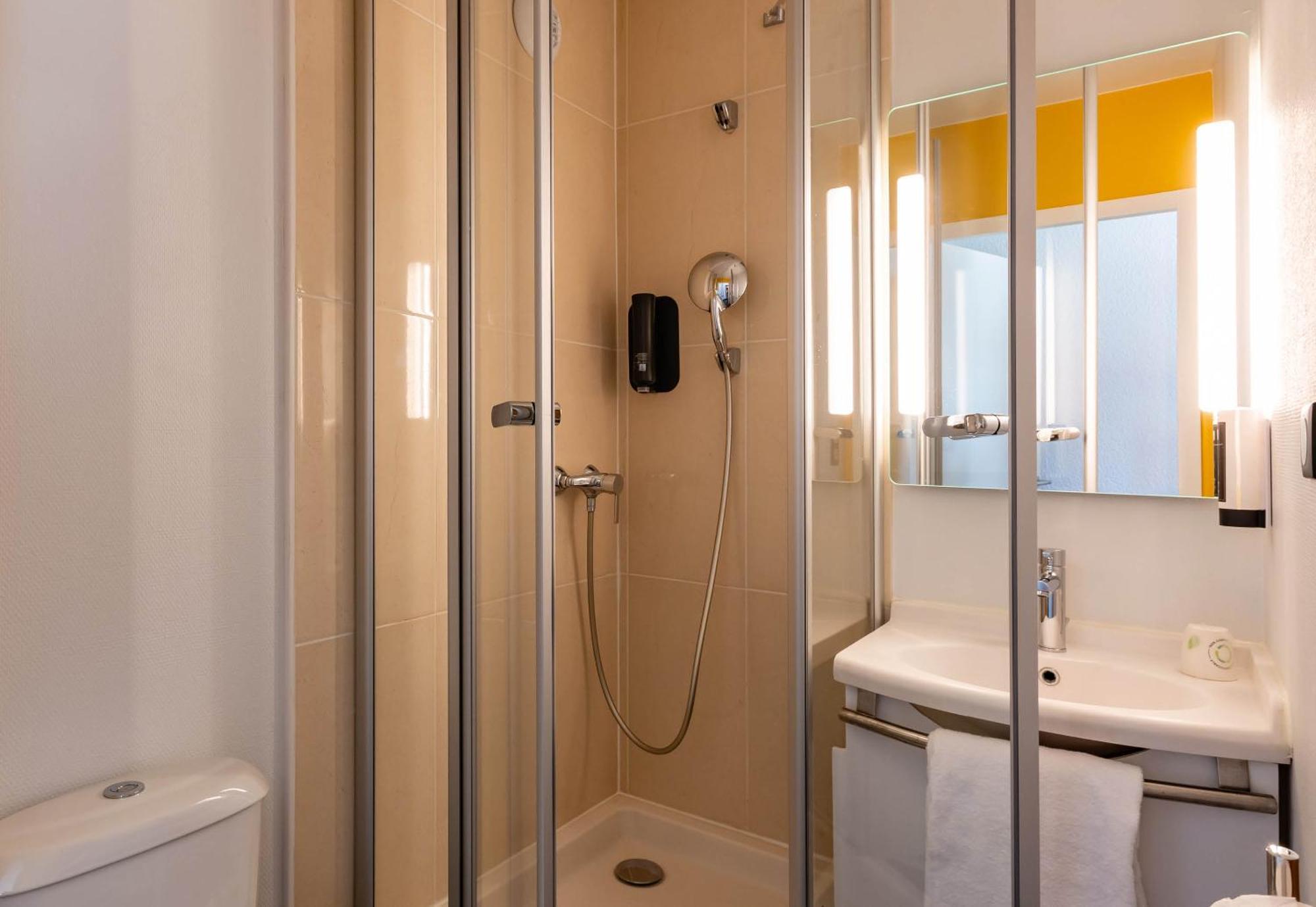 B&B Hotel Grenoble Centre Verlaine Eksteriør billede